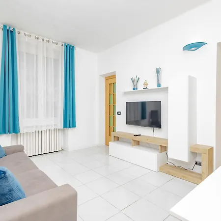 Casablanca Apartment